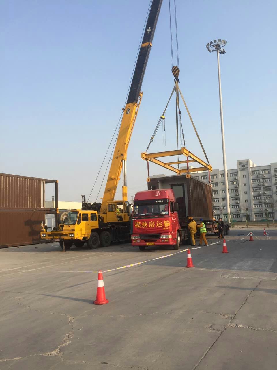 揭陽精密設(shè)備搬遷公司,揭陽設(shè)備搬運(yùn)公司，揭陽機(jī)床設(shè)備搬運(yùn)